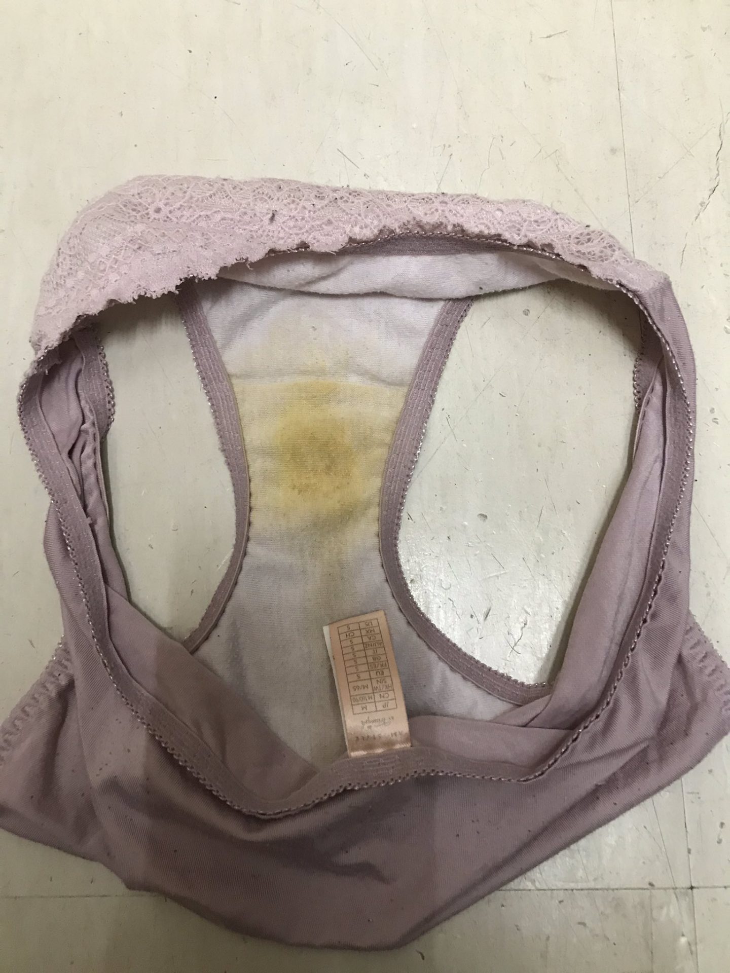 クロッチ 盗撮 女の子が一番恥ずかしがるクロッチのエロ染みをたっぷり眺める下着画像集( ^ω^ ) | パンツの極み〜盗撮JK.JD.OL.人妻.洗濯物.染み下着〜